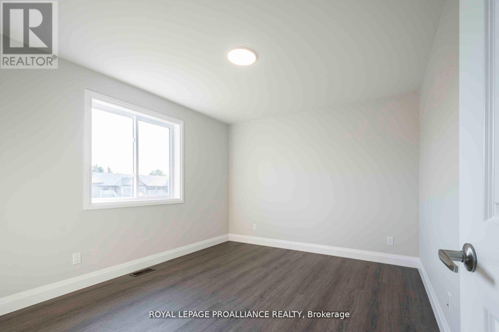 52 Mackenzie John Crescent, Brighton, Ontario  K0K 1H0 - Photo 14 - X12709628