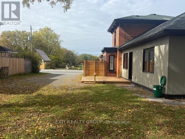 368 Picton Main Street, Prince Edward County, Ontario  K0K 2T0 - Photo 8 - X12710238