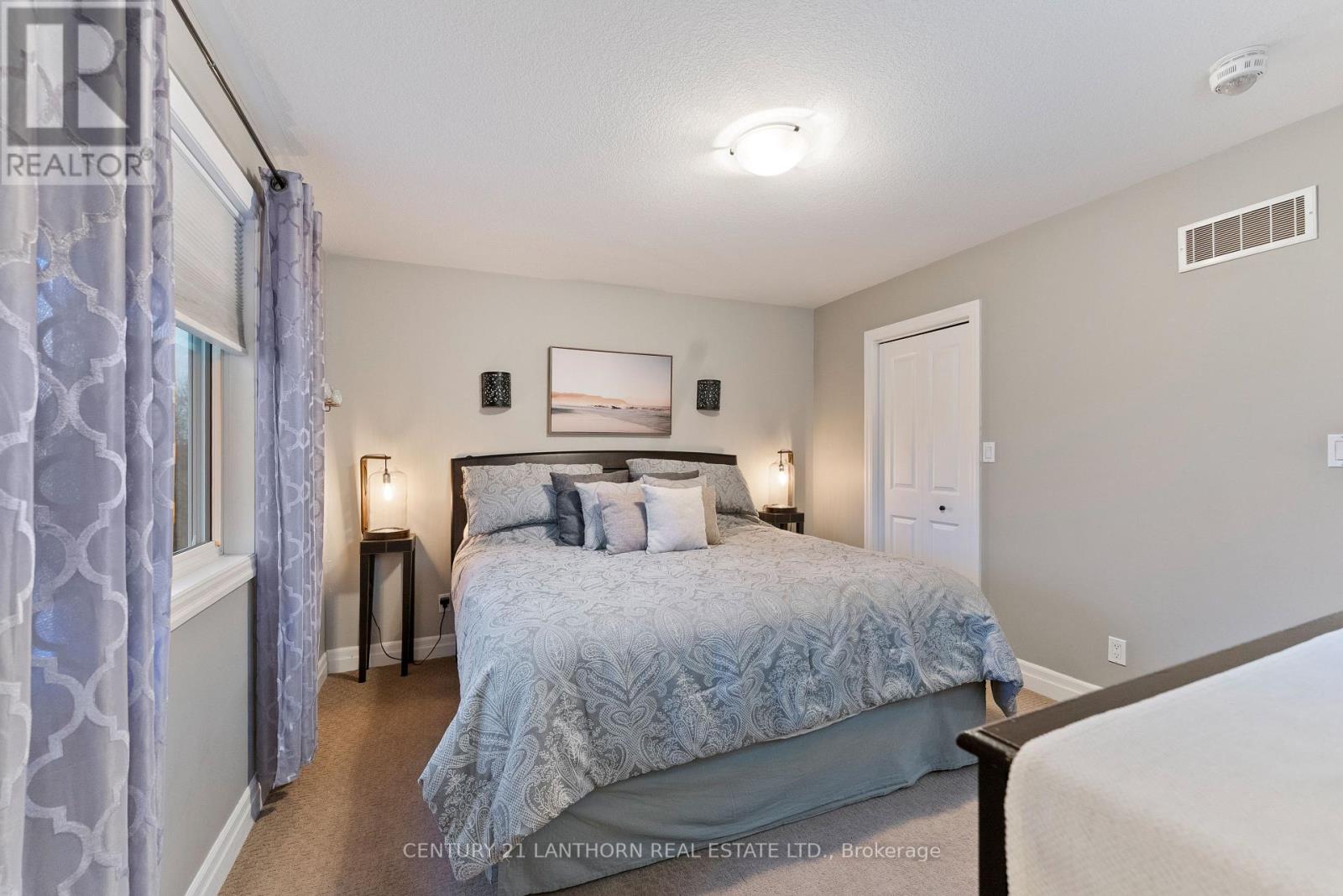 20846 Loyalist Parkway, Prince Edward County, Ontario  K0K 1T0 - Photo 20 - X12712124