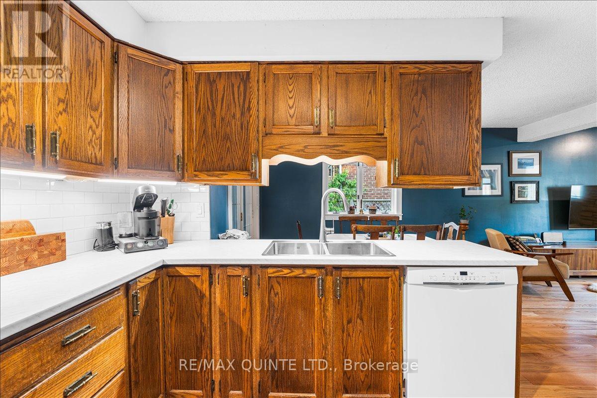 57 Kensington Crescent, Belleville, Ontario  K8P 4T4 - Photo 19 - X12712792