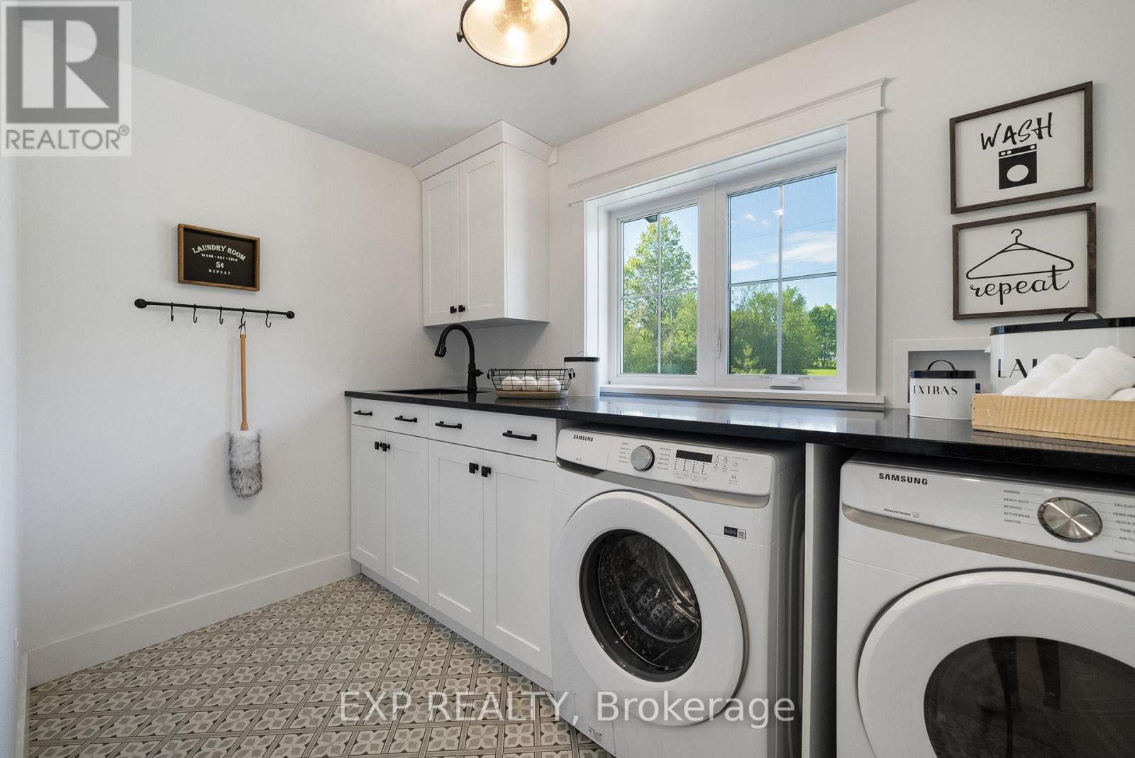 1499 Lakeside Drive, Prince Edward County, Ontario  K0K 1T0 - Photo 13 - X12713296