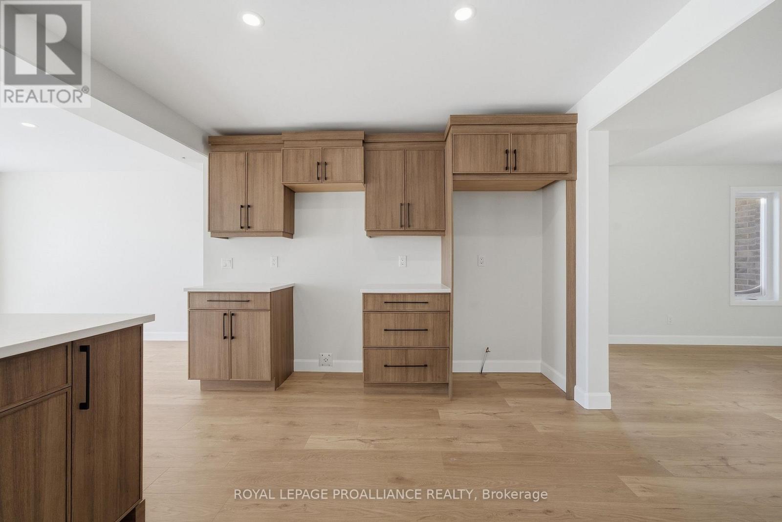 93 Raycroft Drive, Belleville, Ontario  K8N 0R5 - Photo 13 - X12713806