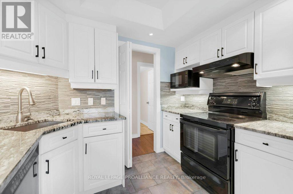 1001 - 2 Front Street, Belleville, Ontario  K8N 5K7 - Photo 15 - X12713870