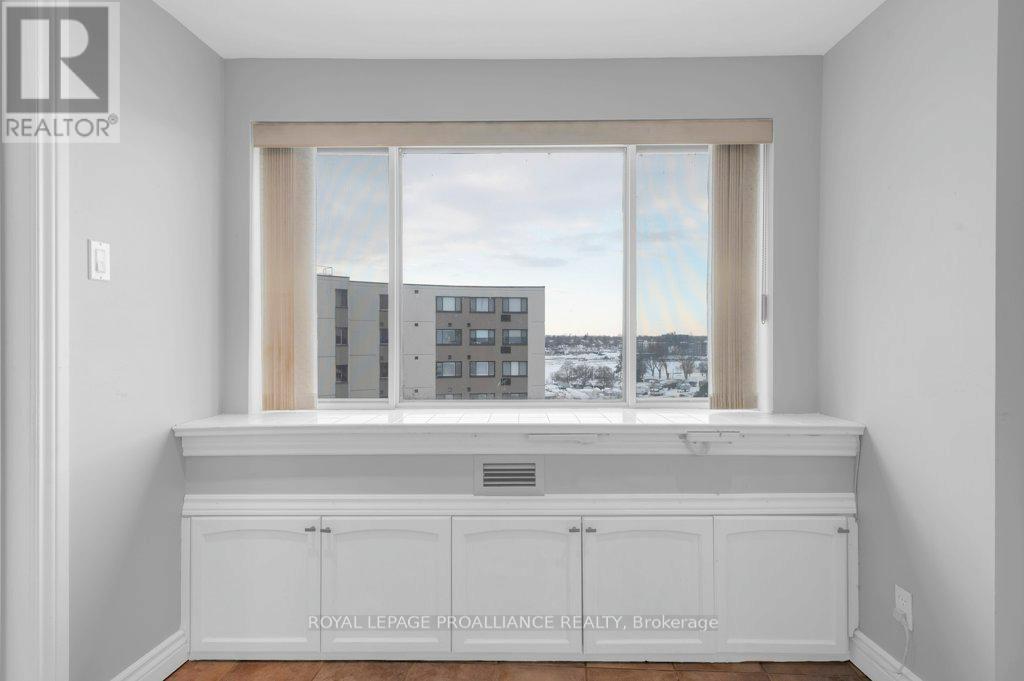 1001 - 2 Front Street, Belleville, Ontario  K8N 5K7 - Photo 17 - X12713870