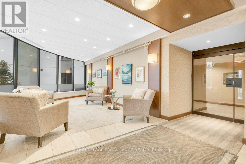 1001 - 2 Front Street, Belleville, Ontario  K8N 5K7 - Photo 6 - X12713870