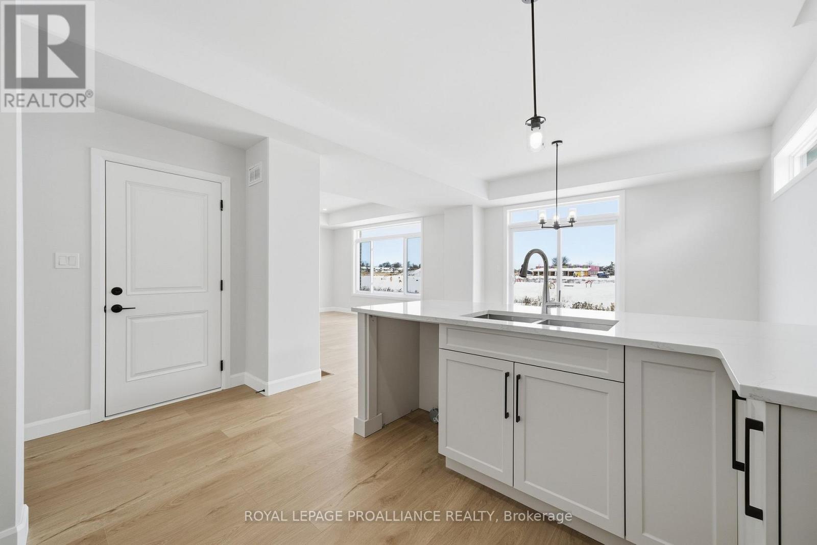 91 Raycroft Drive, Belleville, Ontario  K8N 0R5 - Photo 14 - X12714188