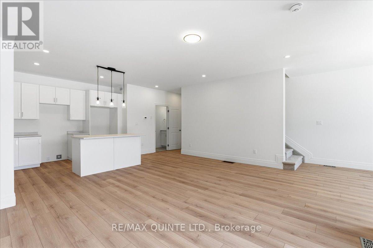 99 BUCHANAN STREET, Prince Edward County, Ontario