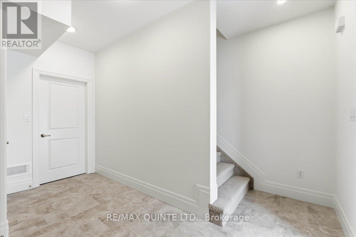 99 Buchanan Street, Prince Edward County, Ontario  K0K 2T0 - Photo 3 - X12714814