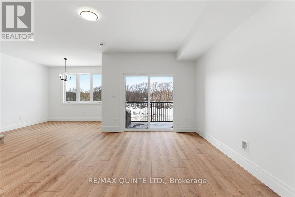 99 Buchanan Street, Prince Edward County, Ontario  K0K 2T0 - Photo 8 - X12714814