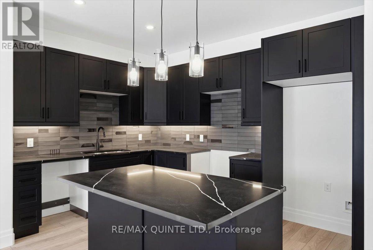 113 BUCHANAN STREET, Prince Edward County, Ontario