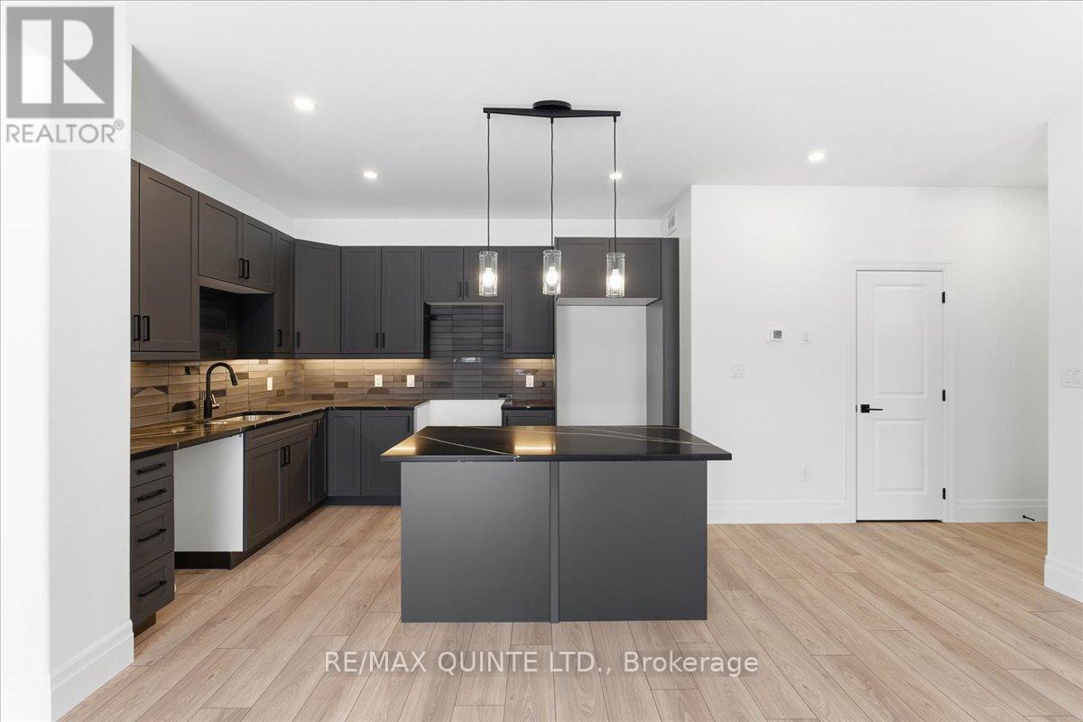 113 Buchanan Street, Prince Edward County, Ontario  K0K 2T0 - Photo 7 - X12714828