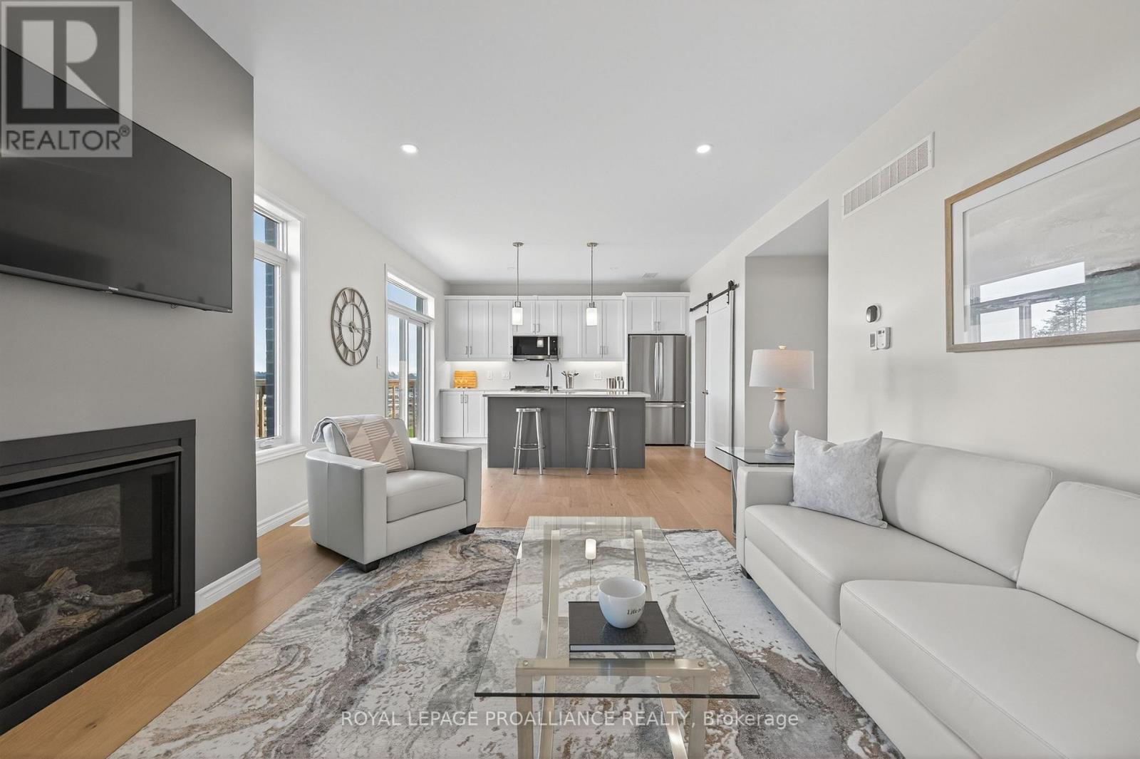 14 Peace River Street, Belleville, Ontario  K8N 0V6 - Photo 11 - X12714894