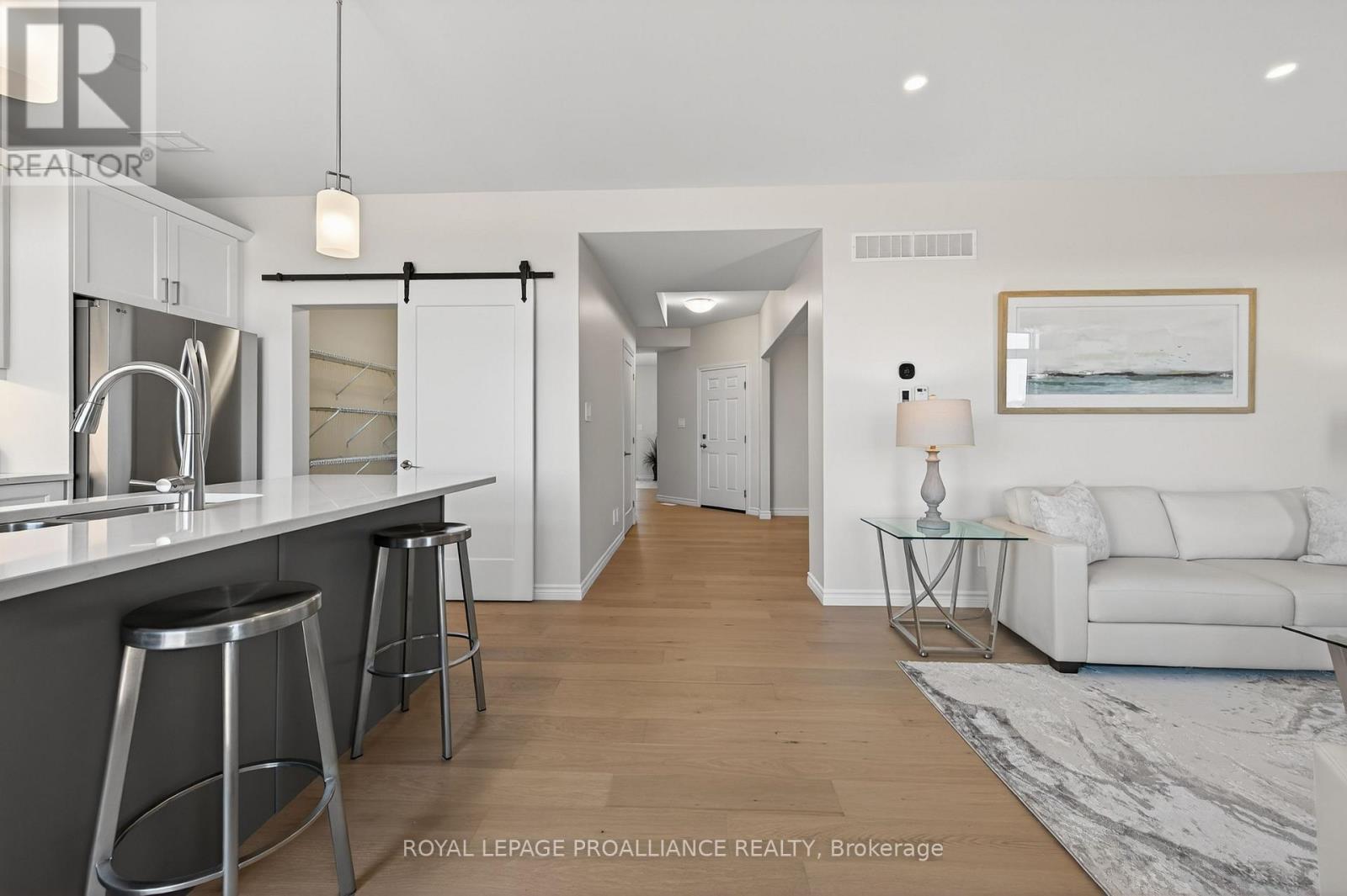 14 Peace River Street, Belleville, Ontario  K8N 0V6 - Photo 13 - X12714894