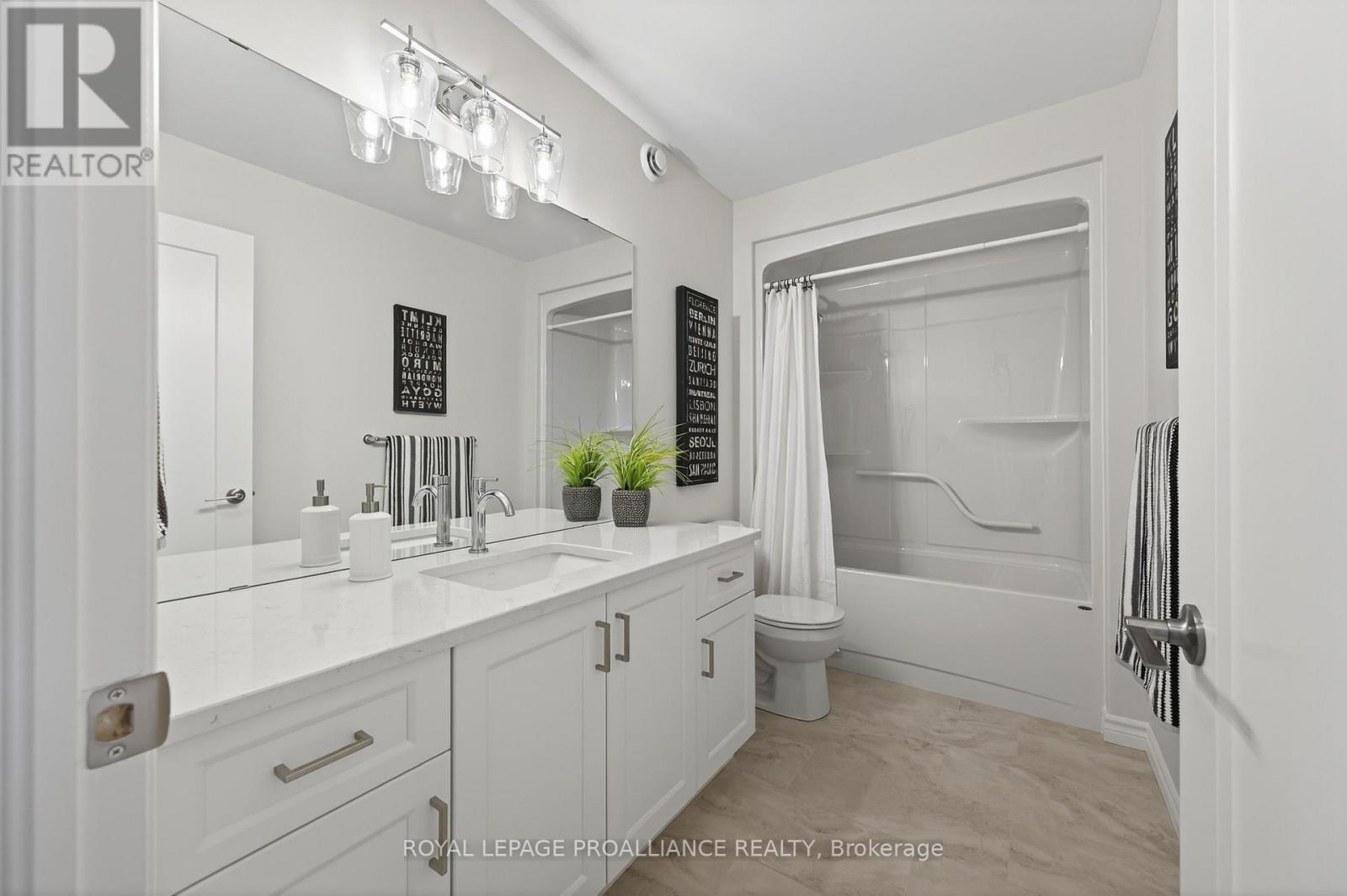 14 Peace River Street, Belleville, Ontario  K8N 0V6 - Photo 19 - X12714894