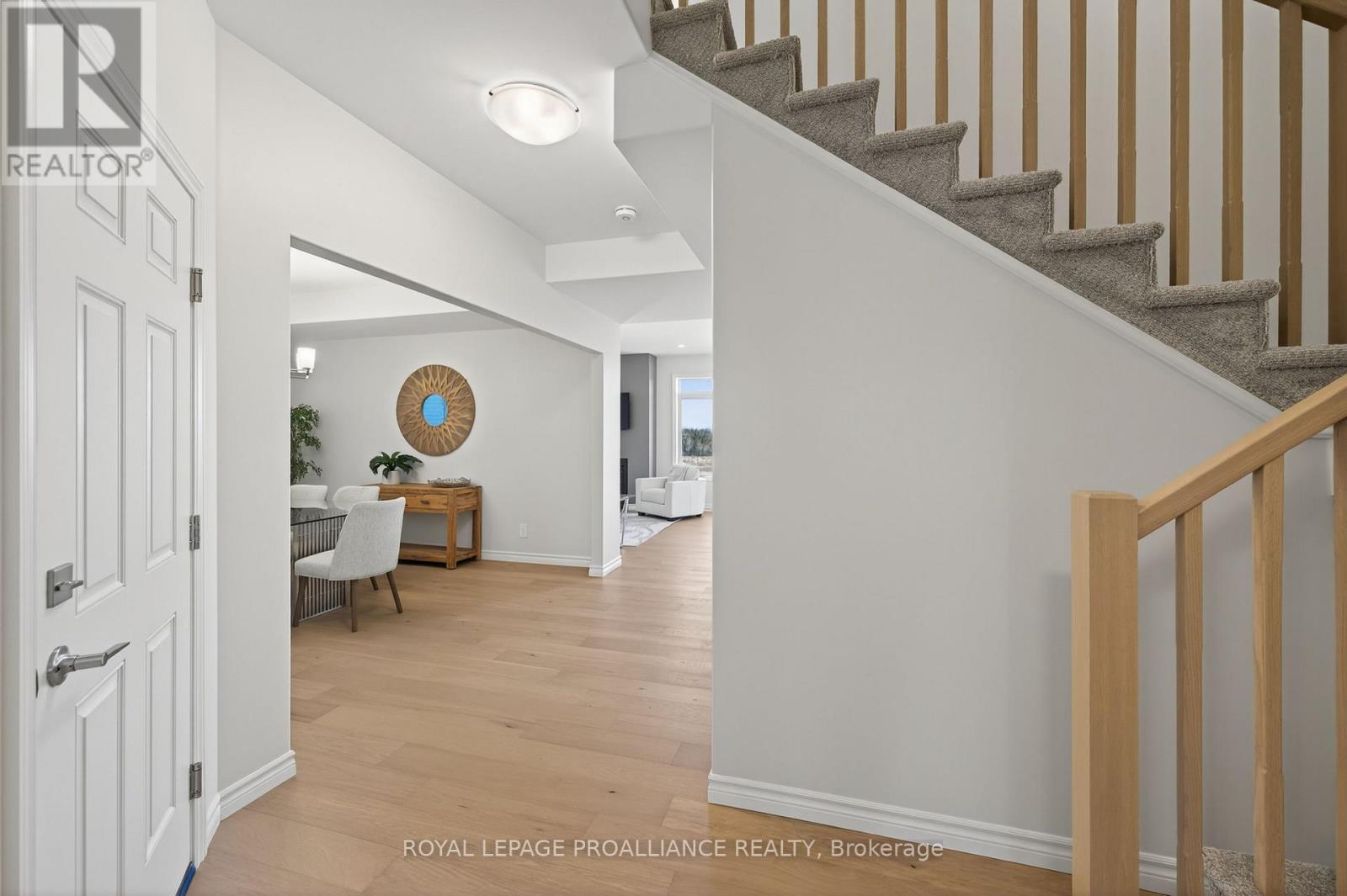 14 Peace River Street, Belleville, Ontario  K8N 0V6 - Photo 5 - X12714894