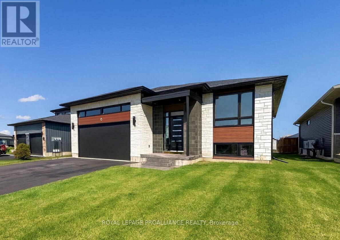 6 HORTON COURT, Belleville, Ontario