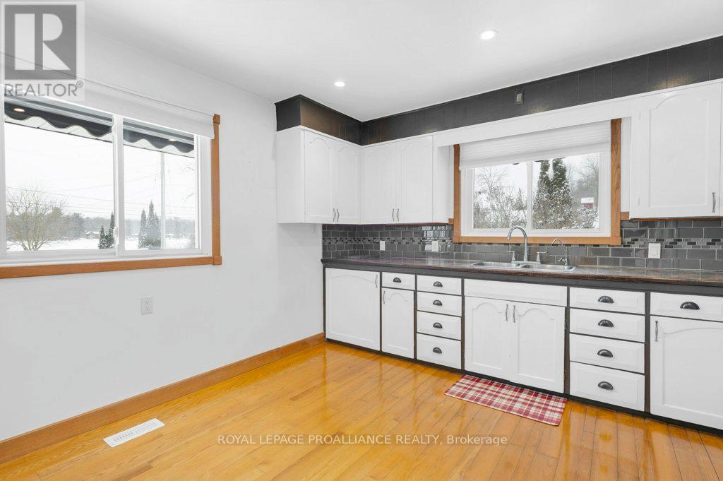 556 Rosebush Road, Quinte West, Ontario  K0K 2C0 - Photo 11 - X12716636