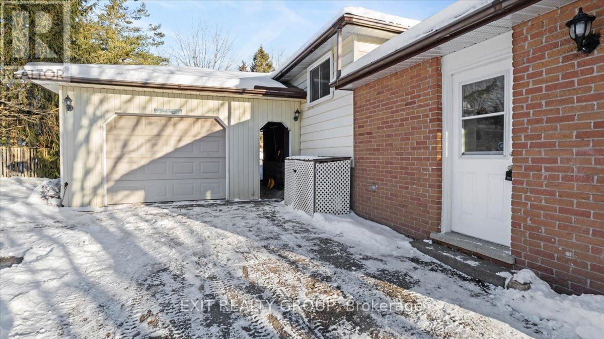 84 Chatterton Valley Crescent, Quinte West, Ontario  K0K 2B0 - Photo 33 - X12720054