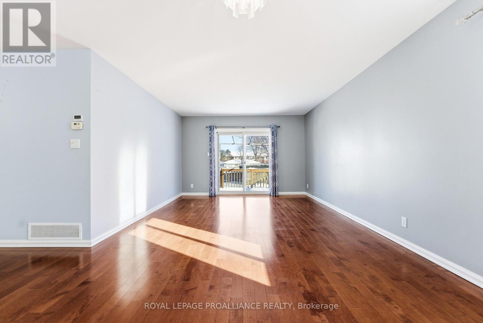 253 Herchimer Avenue, Belleville, Ontario  K8N 4H1 - Photo 10 - X12720690