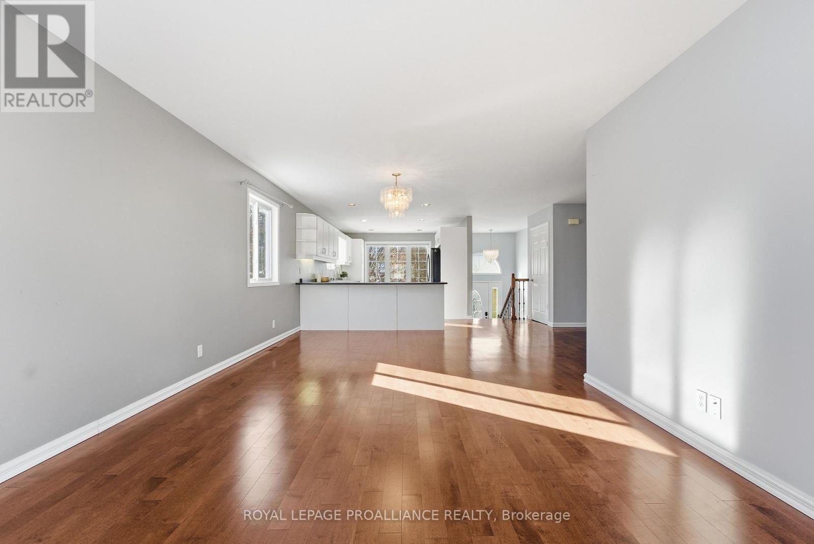 253 Herchimer Avenue, Belleville, Ontario  K8N 4H1 - Photo 11 - X12720690