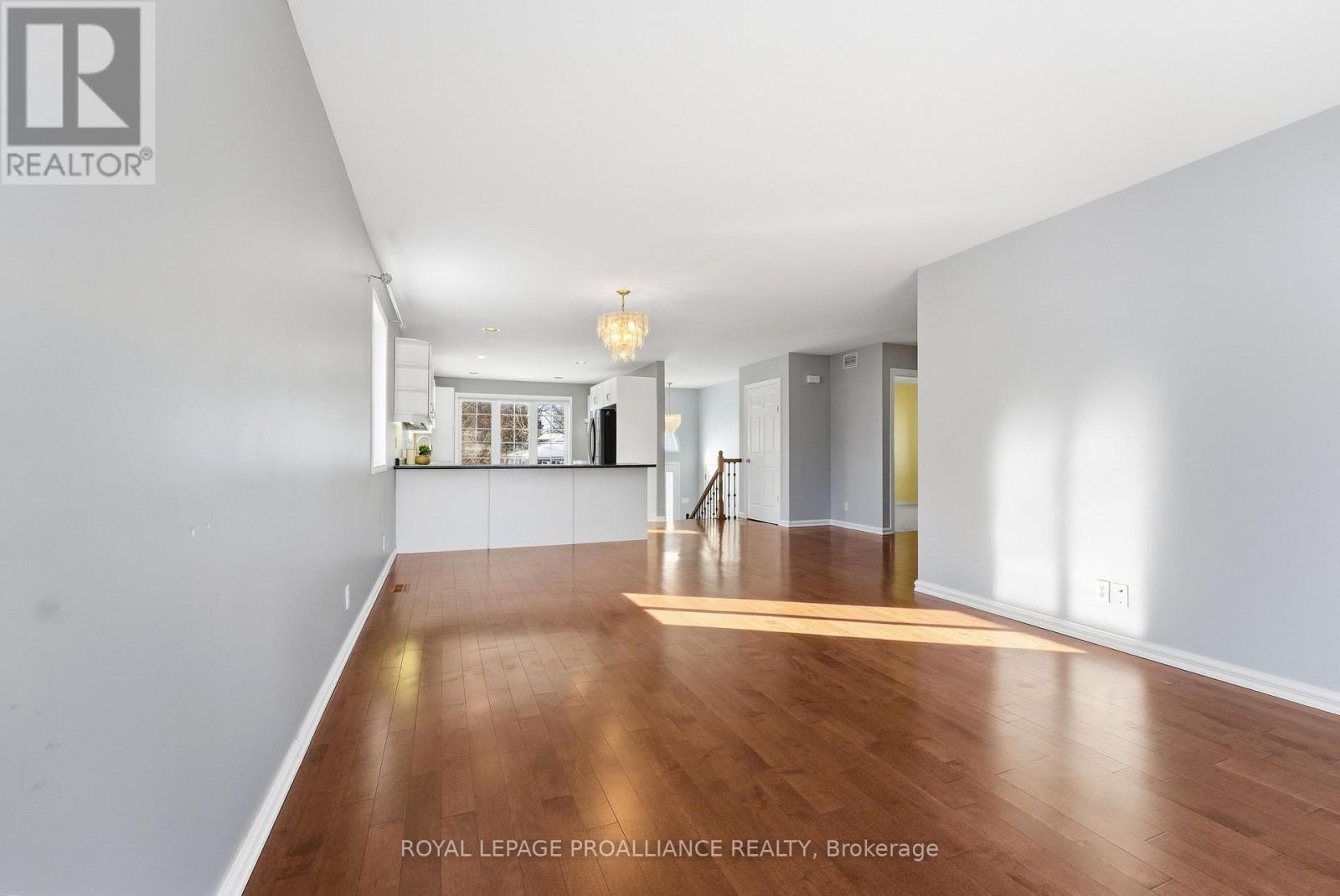 253 Herchimer Avenue, Belleville, Ontario  K8N 4H1 - Photo 12 - X12720690