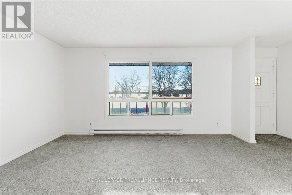 118 River Street E, Tweed, Ontario  K0K 3J0 - Photo 6 - X12720806