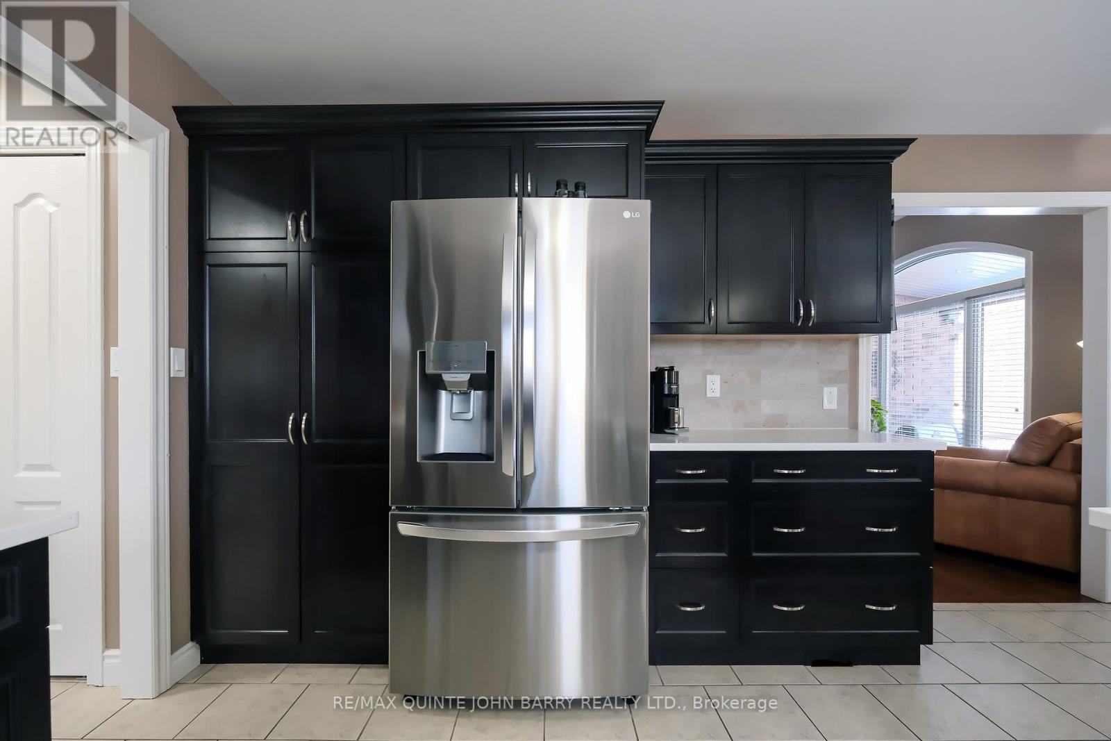 11 Algonquin Avenue, Brighton, Ontario  K0K 1H0 - Photo 12 - X12721296