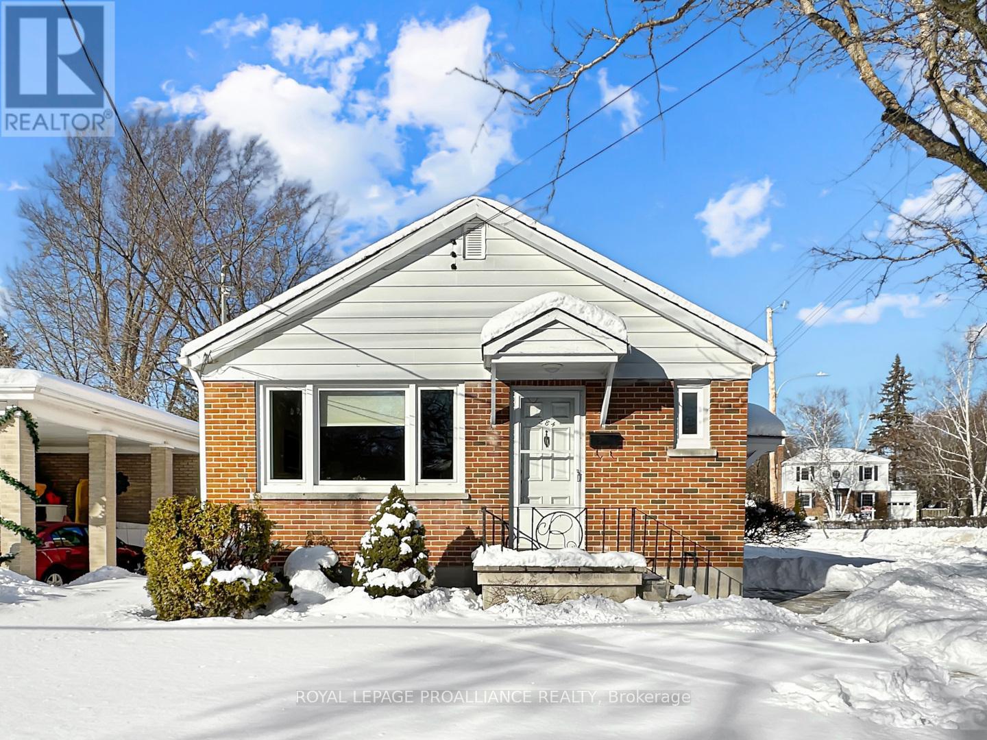 284 VICTORIA AVENUE, Belleville, Ontario