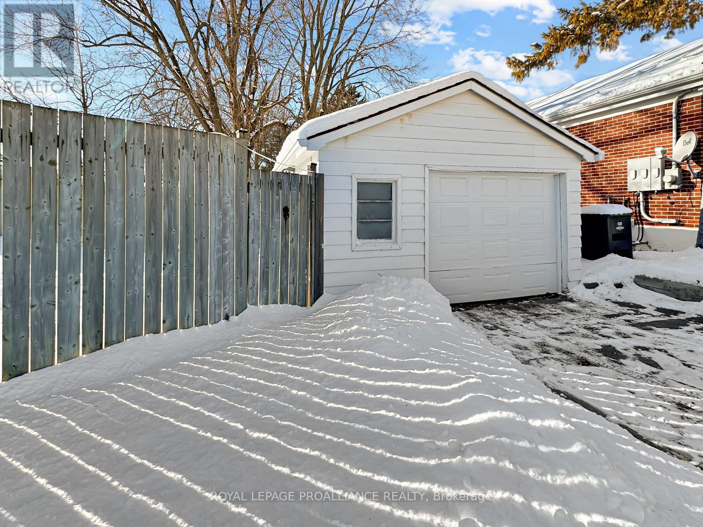 284 Victoria Avenue, Belleville, Ontario  K8N 2C7 - Photo 28 - X12721412