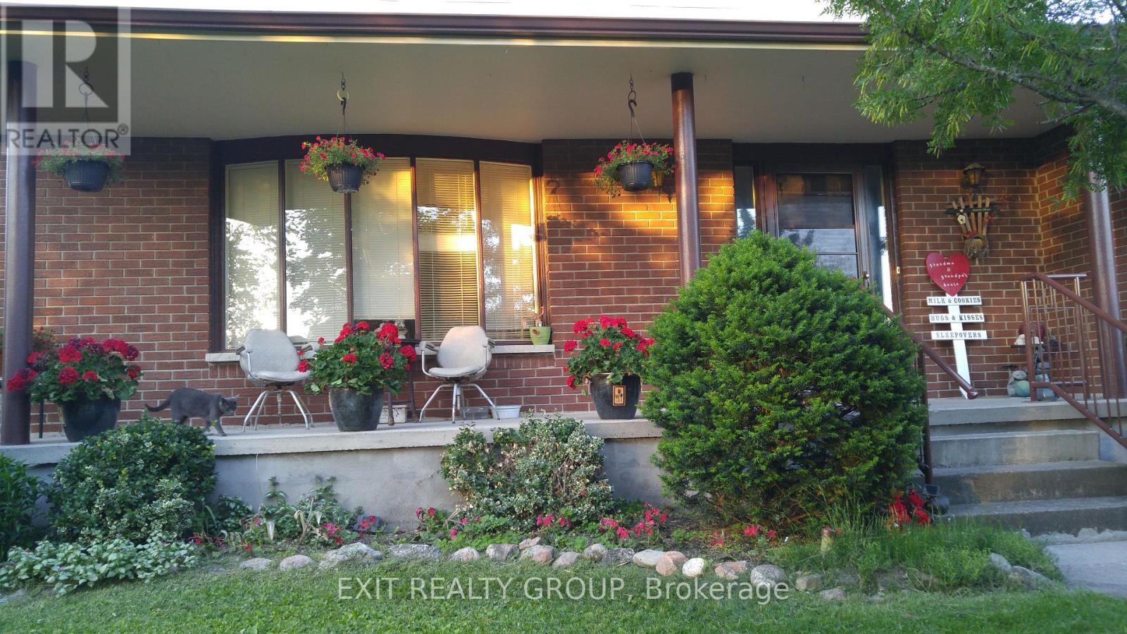 152 Chatterton Valley Crescent, Quinte West, Ontario  K0K 2B0 - Photo 3 - X12721822