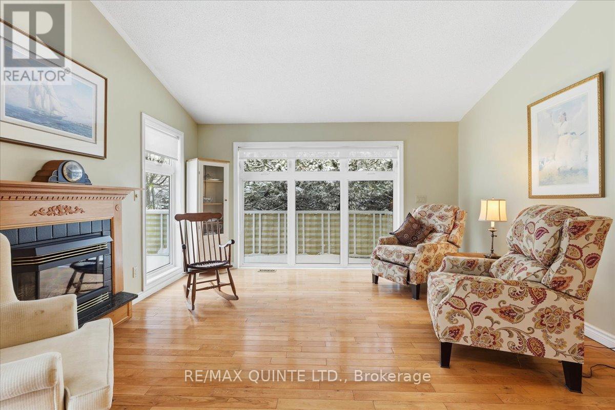 89 Westwind Crescent, Prince Edward County, Ontario  K0K 3L0 - Photo 15 - X12721862