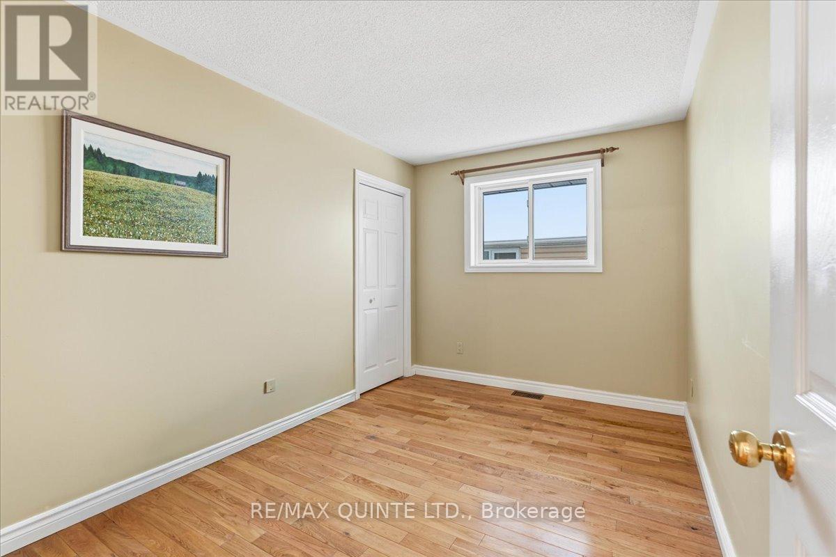 89 Westwind Crescent, Prince Edward County, Ontario  K0K 3L0 - Photo 24 - X12721862