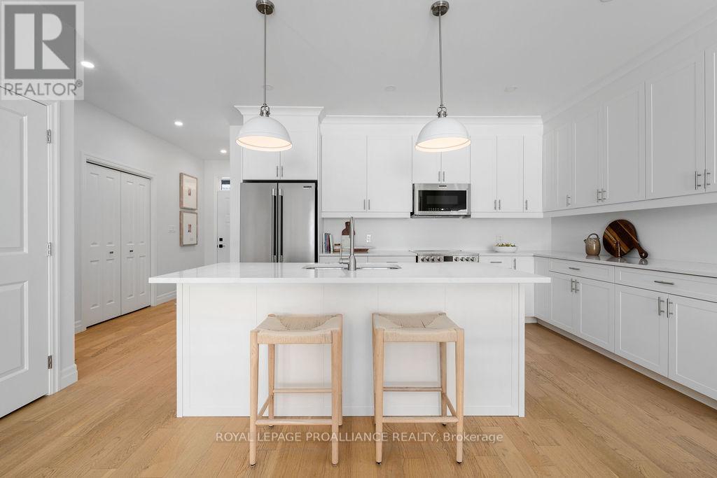 71 Seymour Street W, Centre Hastings, Ontario  K0K 2K0 - Photo 14 - X12722648