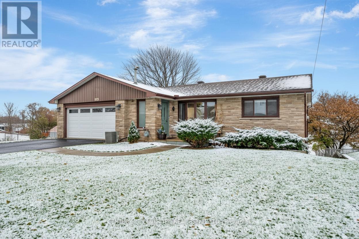 212 MAIN STREET, Deseronto, Ontario