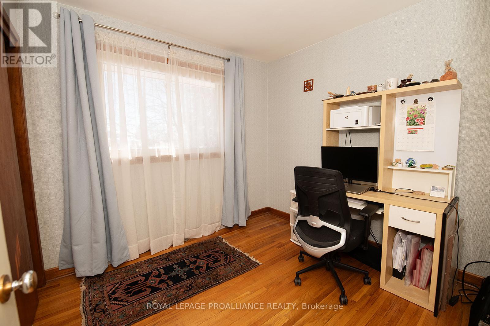 26 Plaza Square, Belleville, Ontario  K8N 4J3 - Photo 15 - X12723460