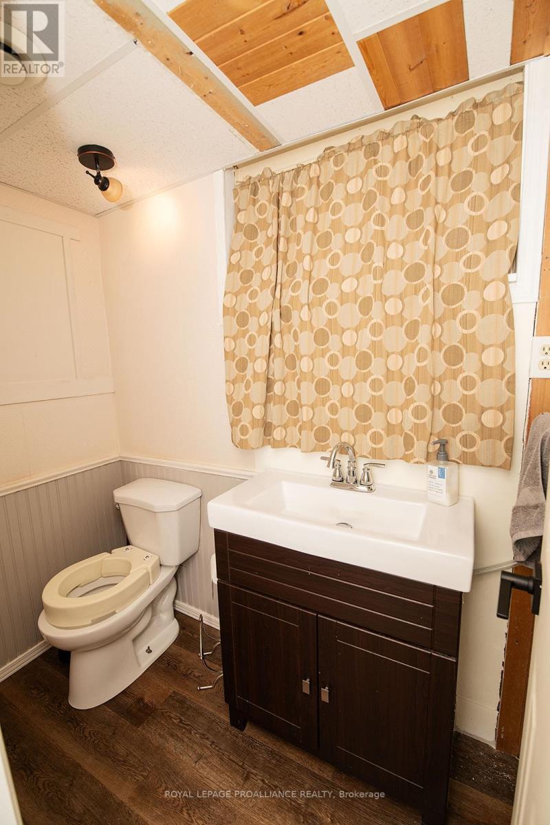 26 Plaza Square, Belleville, Ontario  K8N 4J3 - Photo 20 - X12723460