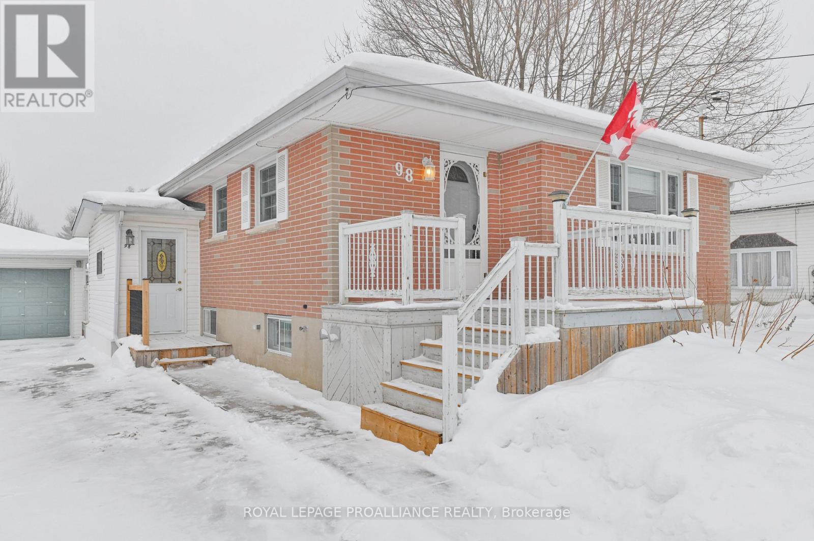 98 Ontario Street, Brighton, Ontario  K0K 1H0 - Photo 3 - X12723834