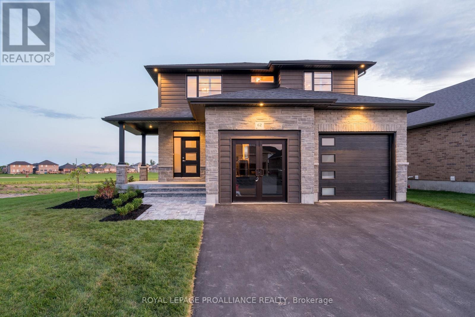 62 Hampton Ridge Drive, Belleville, Ontario  K8N 0E5 - Photo 2 - X12726302