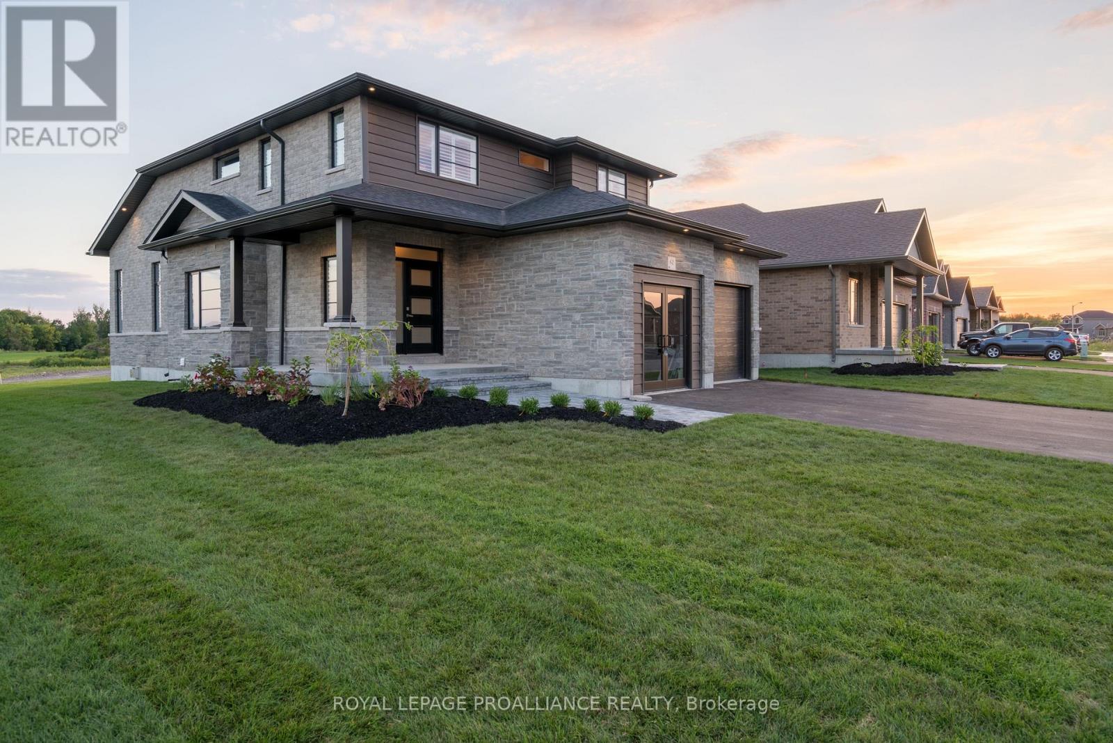 62 Hampton Ridge Drive, Belleville, Ontario  K8N 0E5 - Photo 5 - X12726302