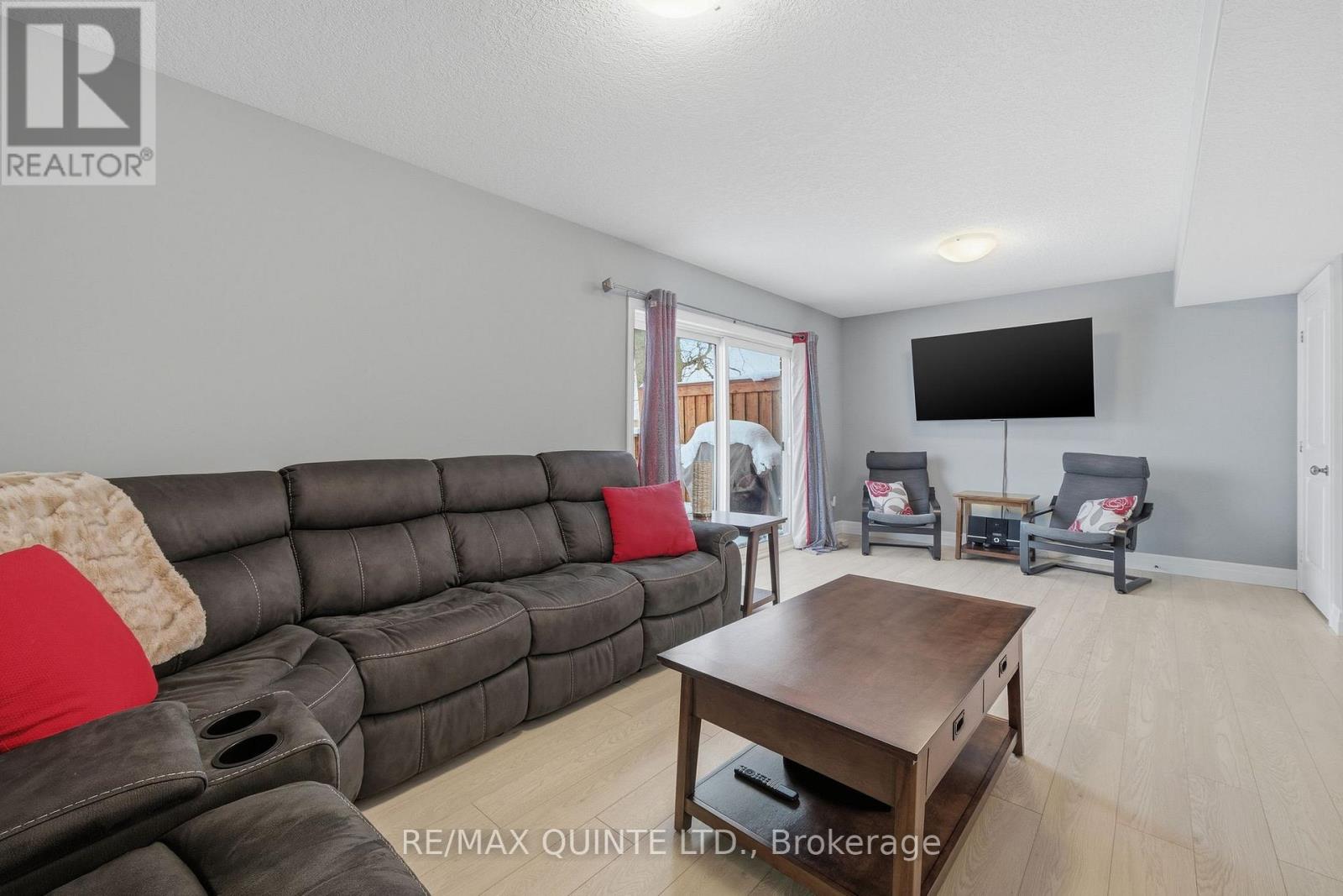 54 Cortland Crescent, Quinte West, Ontario  K0K 1B0 - Photo 13 - X12726556