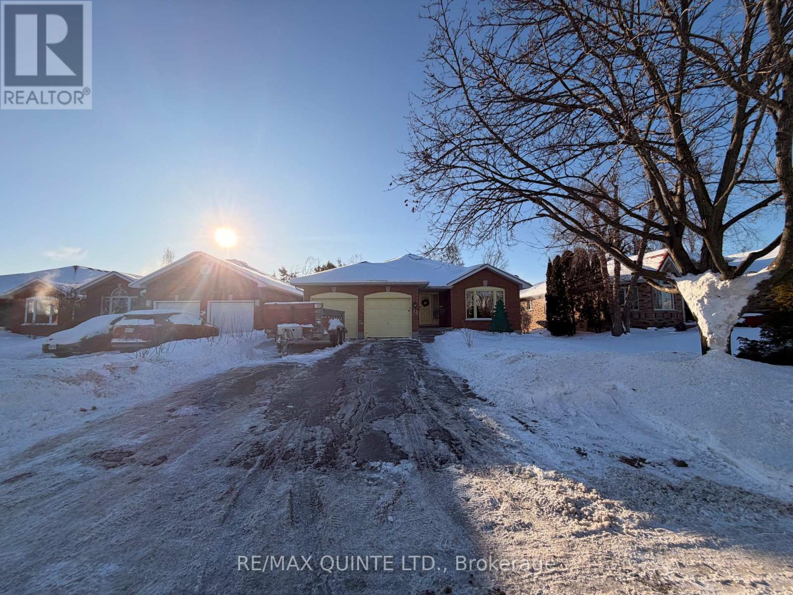 73 OAK RIDGE BOULEVARD, Belleville, Ontario