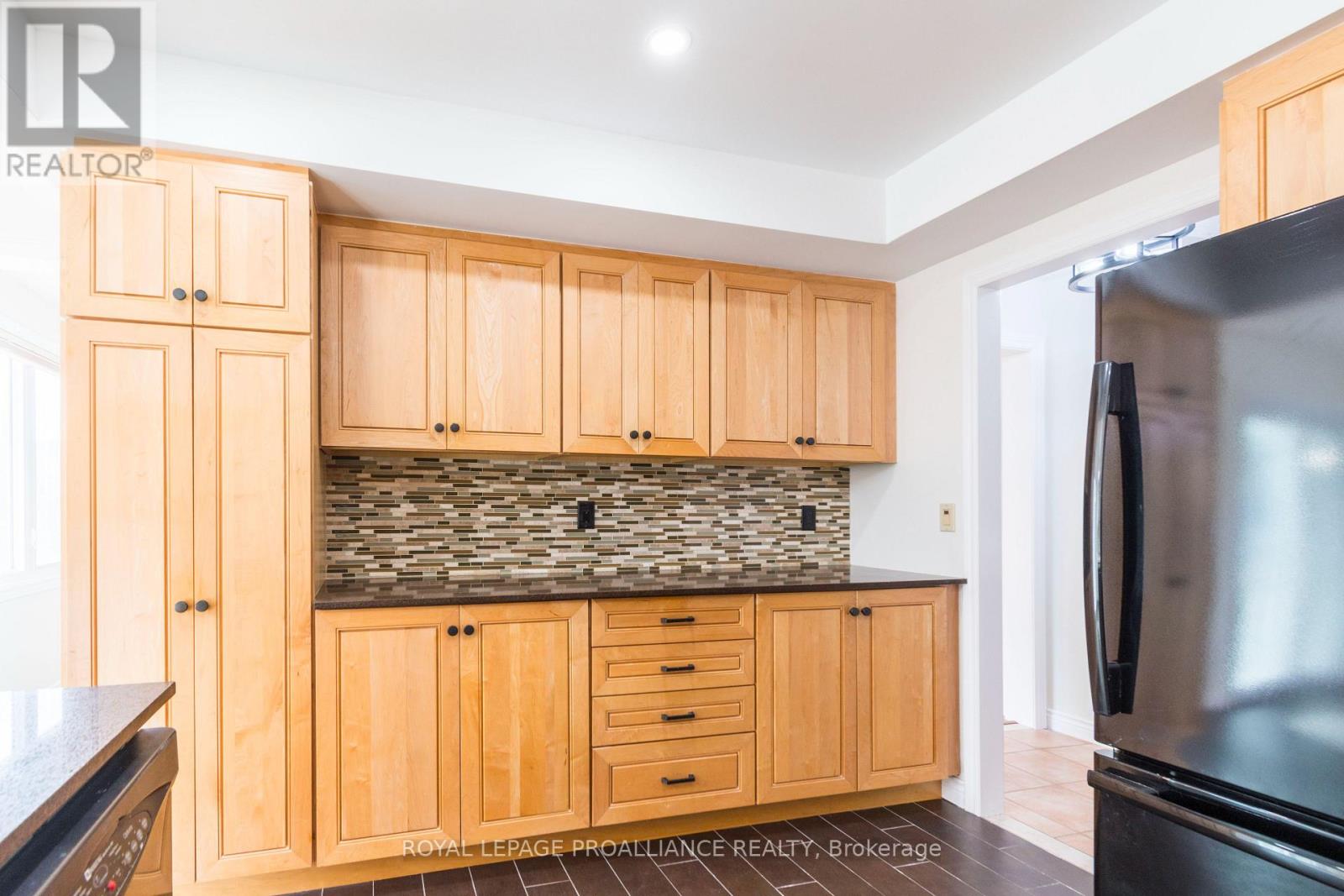 37 Dungannon Drive, Belleville, Ontario  K8P 5E7 - Photo 16 - X12729694