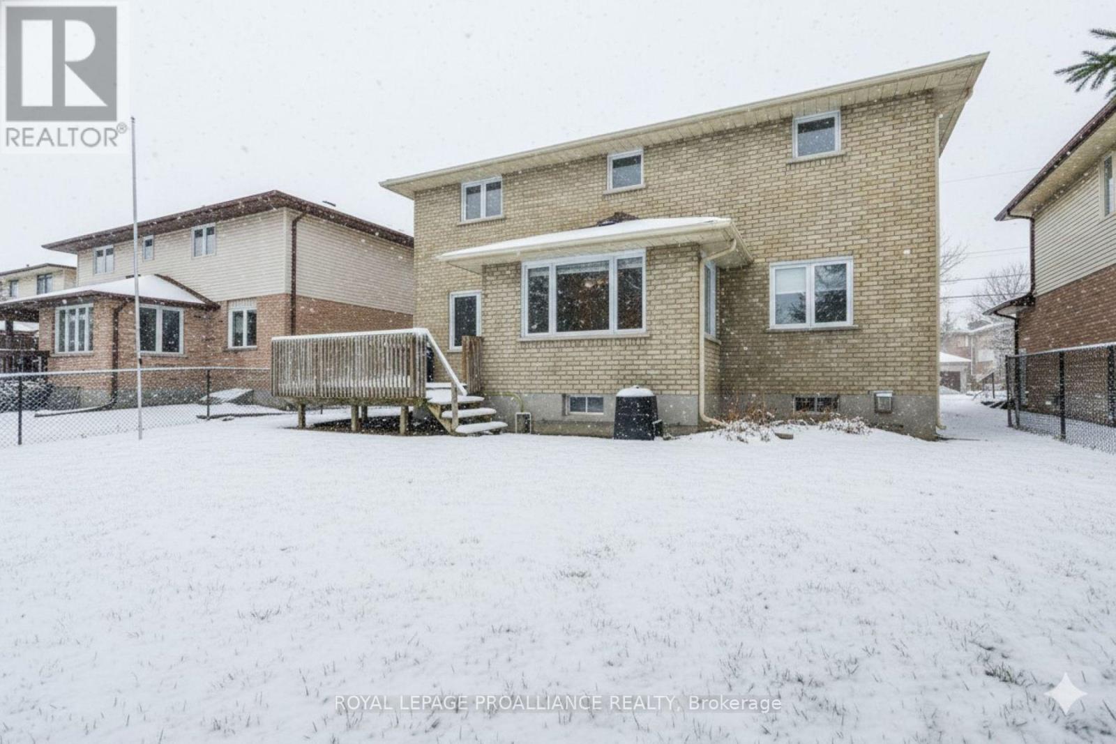 37 Dungannon Drive, Belleville, Ontario  K8P 5E7 - Photo 46 - X12729694