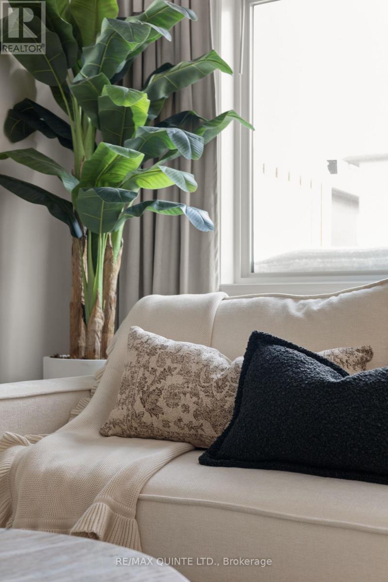 12 Otonabee Street, Belleville, Ontario  K8N 0T3 - Photo 27 - X12731960