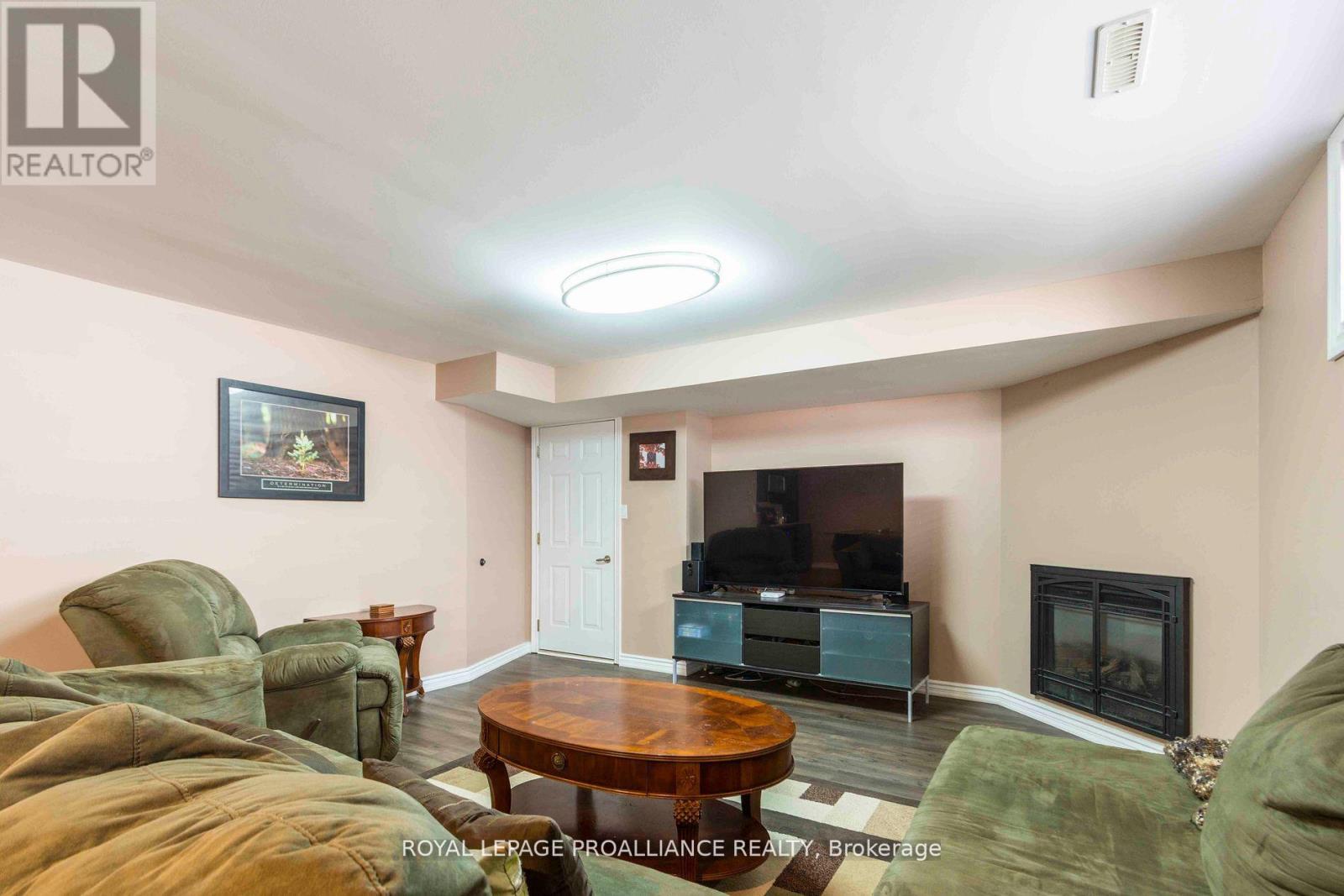 35 Forest Valley Drive, Quinte West, Ontario  K0K 2C0 - Photo 20 - X12732376