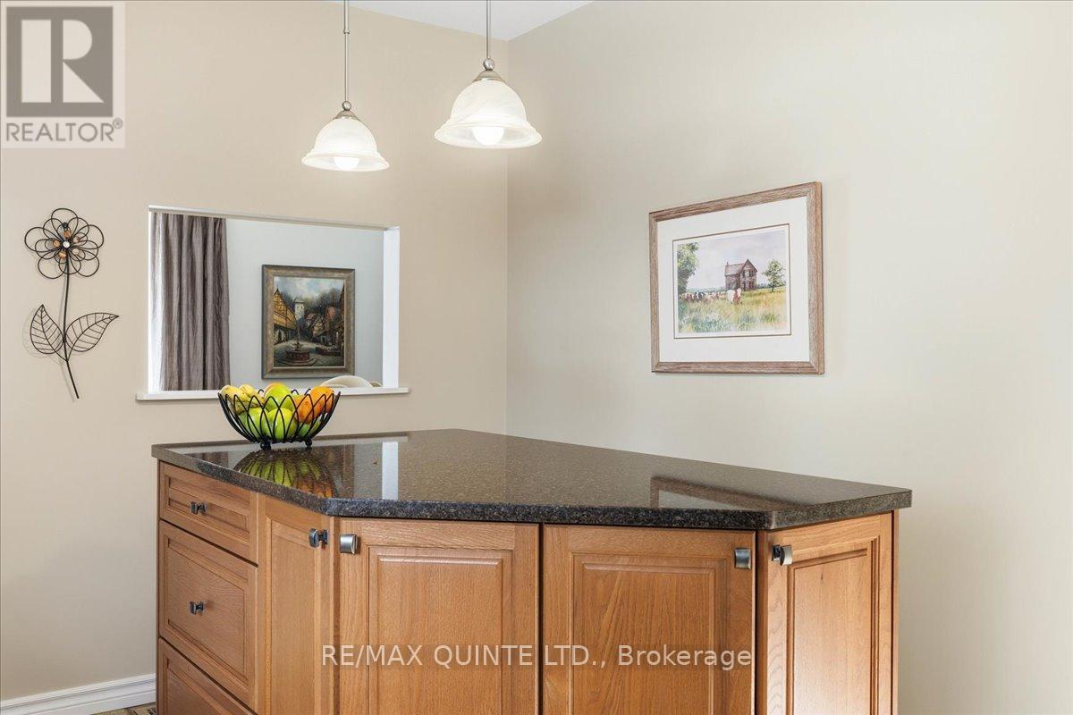 10 Grosvenor Drive, Belleville, Ontario  K8P 4W4 - Photo 12 - X12732386