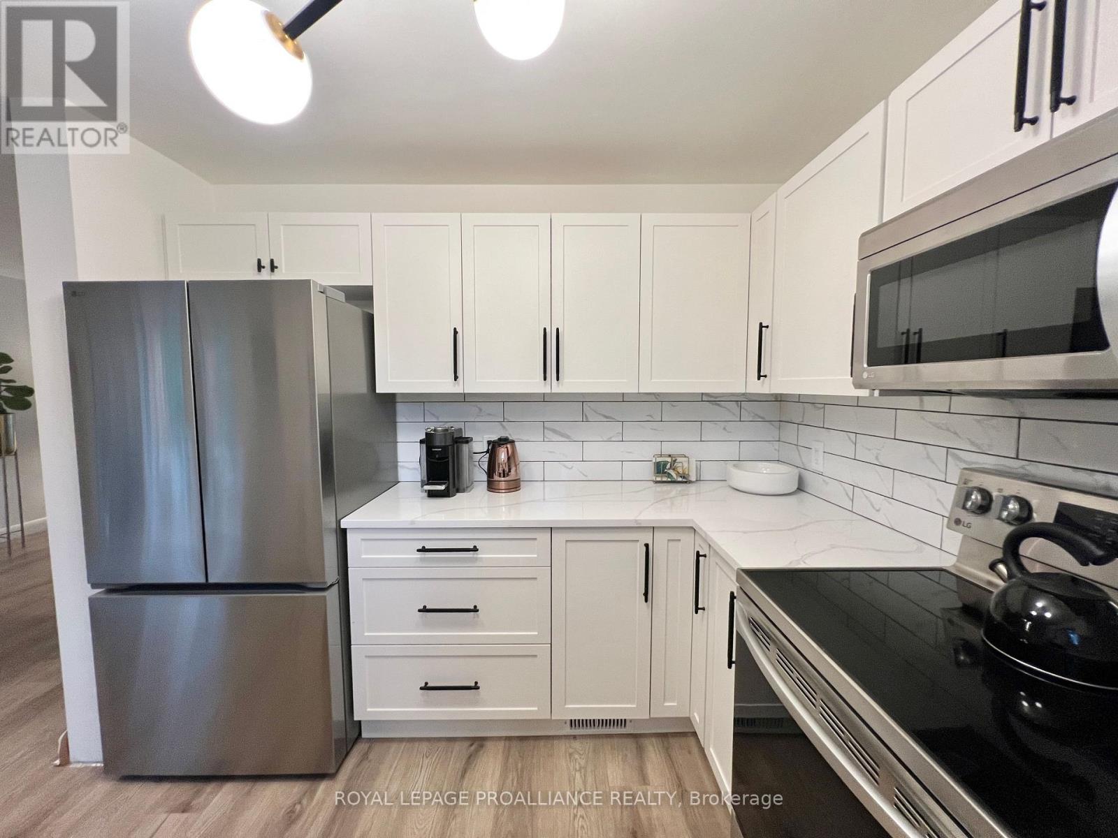 178 Burnham Street, Belleville, Ontario  K8N 3R9 - Photo 10 - X12735094