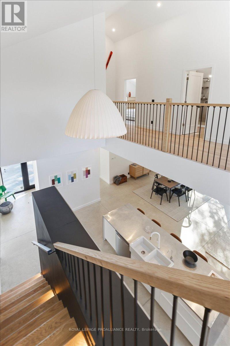 372 Prinyers Cove Crescent, Prince Edward County, Ontario  K0K 2T0 - Photo 34 - X12736504