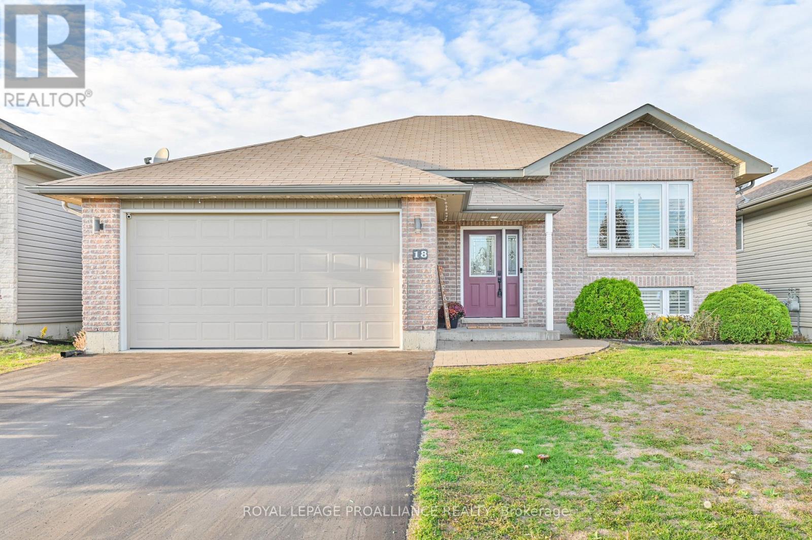 18 FOX DEN DRIVE, Brighton, Ontario