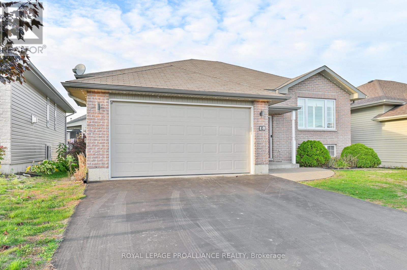 18 Fox Den Drive, Brighton, Ontario  K0K 1H0 - Photo 2 - X12736610
